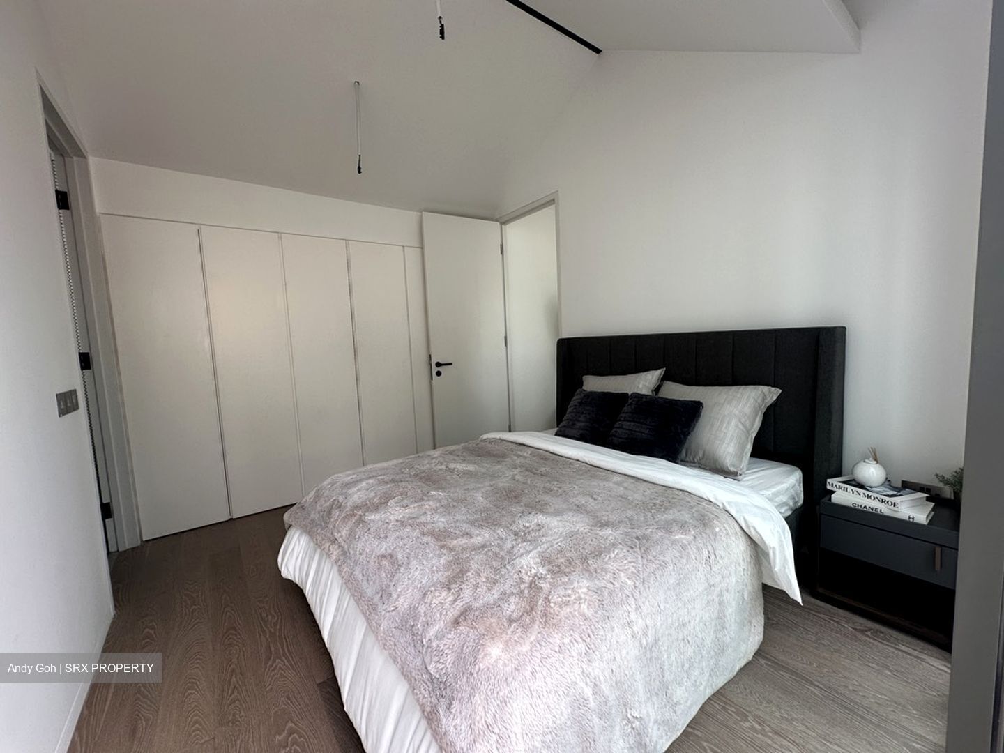 10 Evelyn (D11), Apartment #559903481